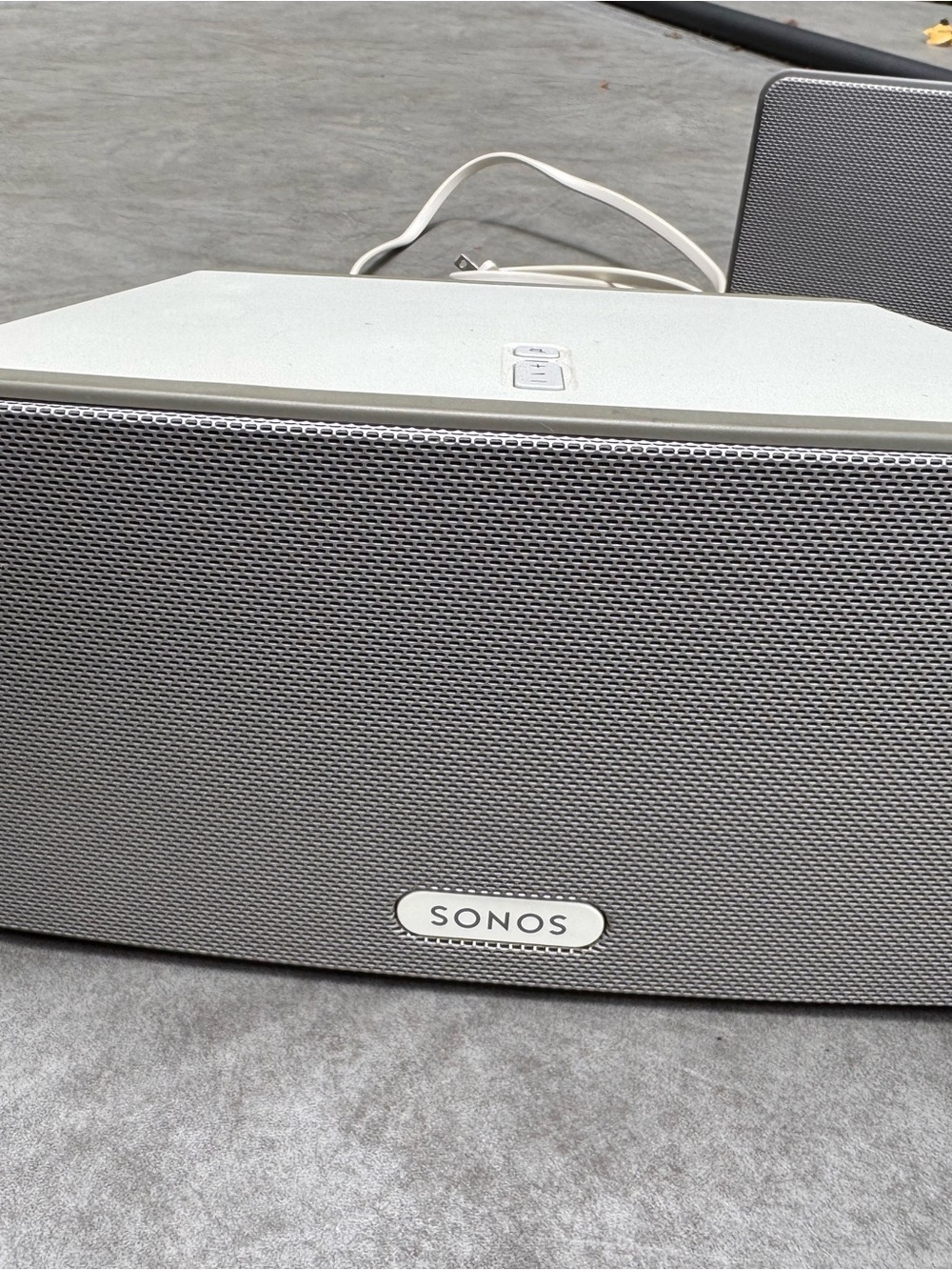 Sonos Wireless Portable Speaker in Silver Gray